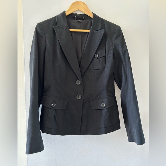 Black Blazer, with pockets, size 10. - Picture 1 of 5
